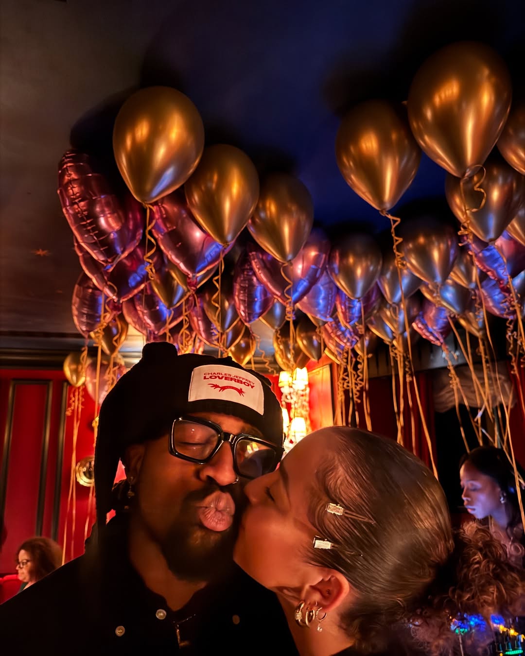 Work by Daisy Deane, Director Creativo, in Londres