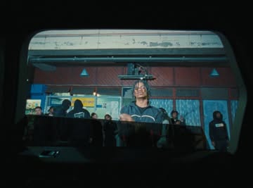 Work by TARAN, Director, in Londres