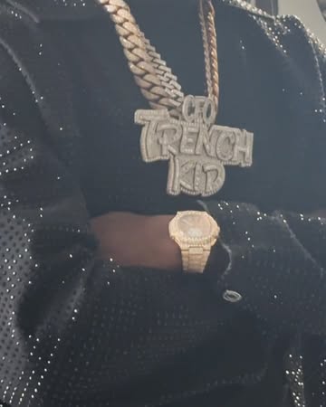 Work by Eddie Cheaba, Director Creativo, in Londres