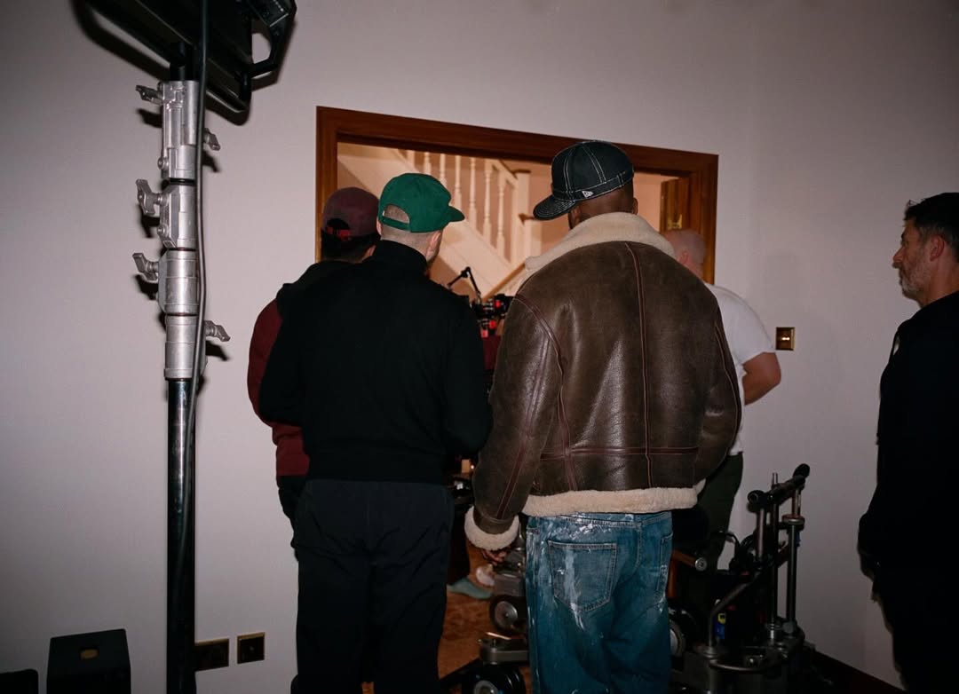 Work by hectordockrill, Director, in Londres