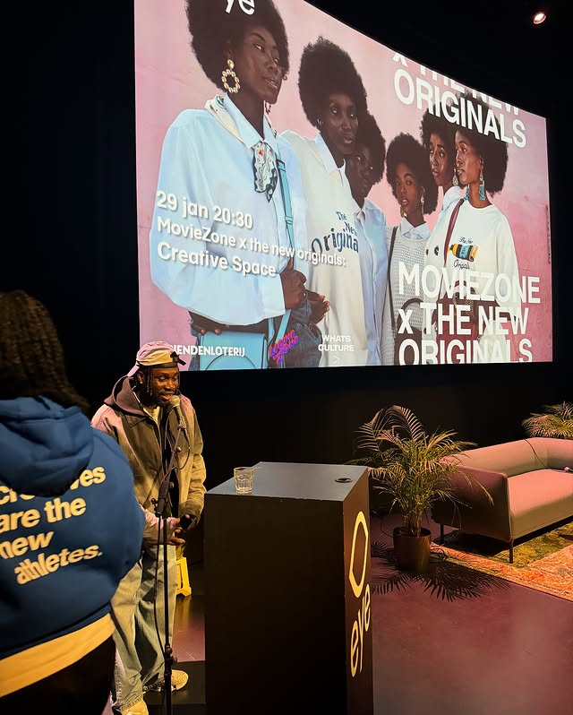 Work by Ebeneza Blanche, Directeur, in Londen