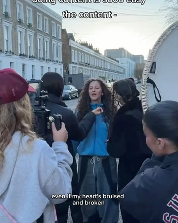 Work by Callaway Breeze, Director, in Londres