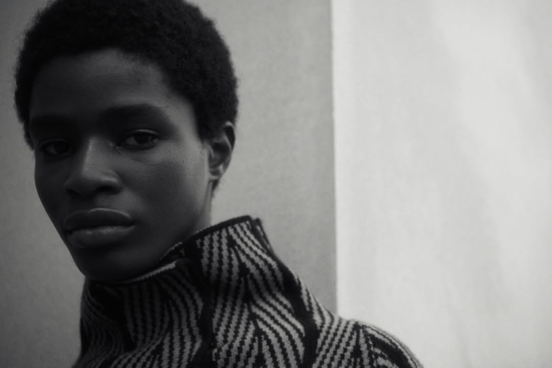 Work by Martin Senyszak, Directeur, in Londen