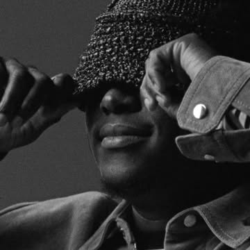 Work by Fred Paginton, Directeur, in Londen