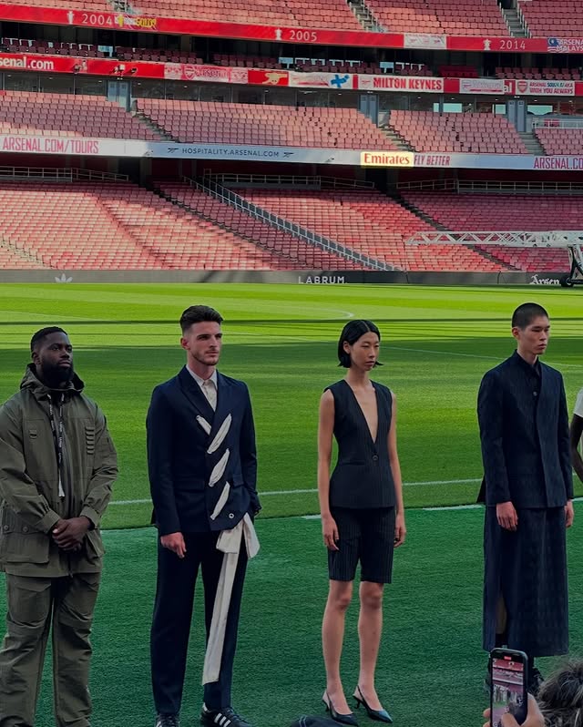 Work by Aurélie Mason-Perez, Estilista, in Londres