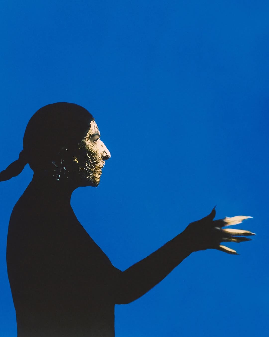 Work by scandebergs, Director, in Londres