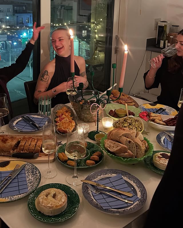 Work by liv, Directeur, in Londen