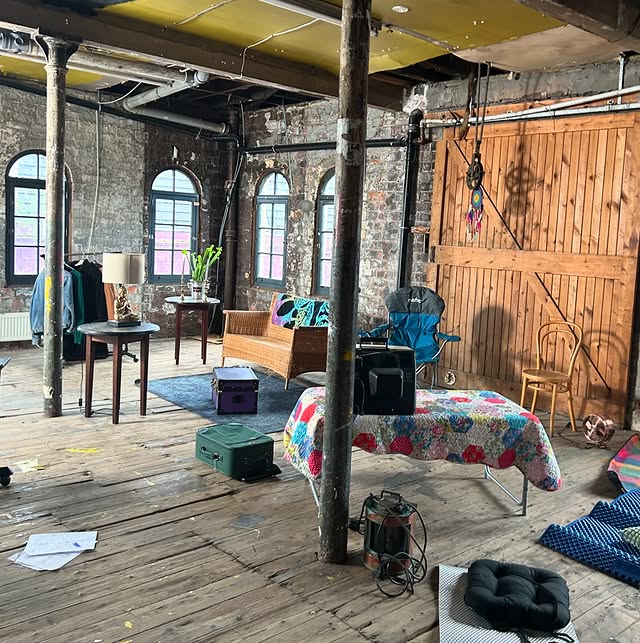 Work by Maya Civval, Diseñador de Escenografía, in Londres