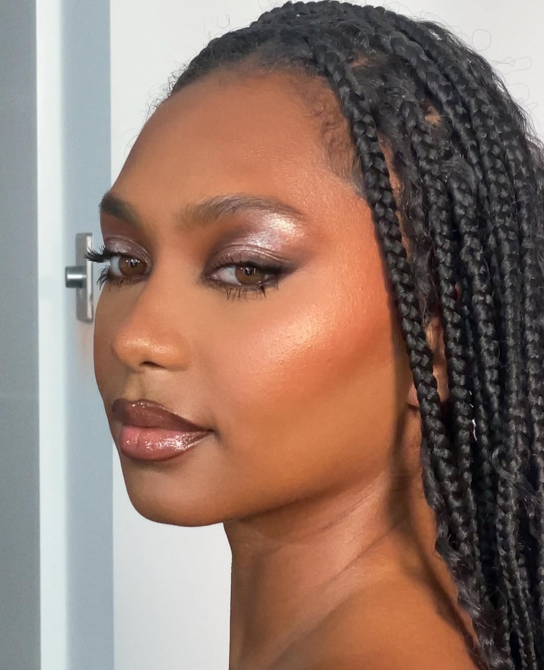 Work by Saba, Maquillador, in Londres