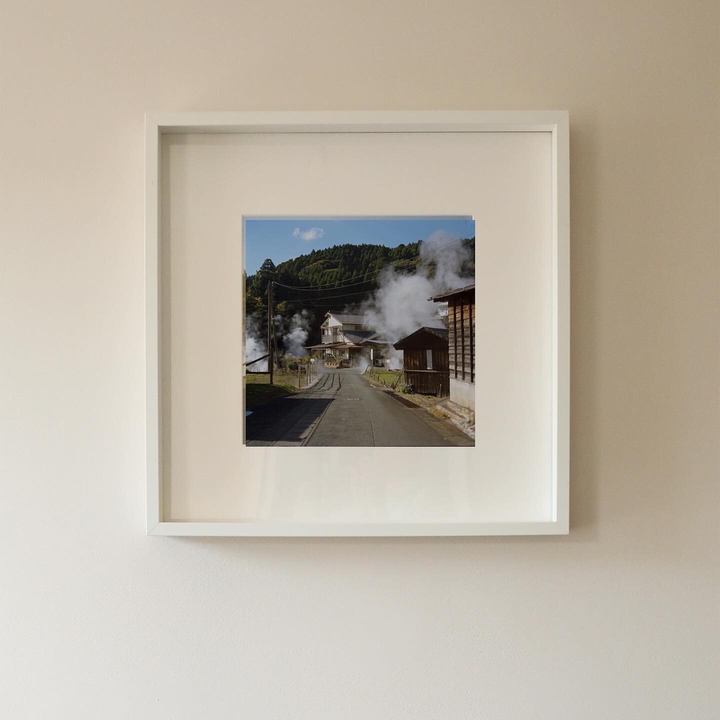 Work by Anna Brooks, Director, in Londres