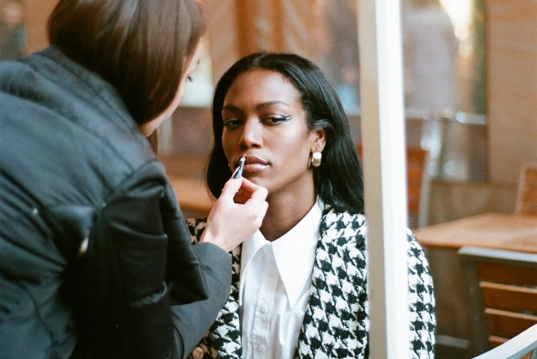 Work by πππ‘π¨ -πππ π πππ ππππππ’πππ π‘-, Make-up Artiest, in Londen