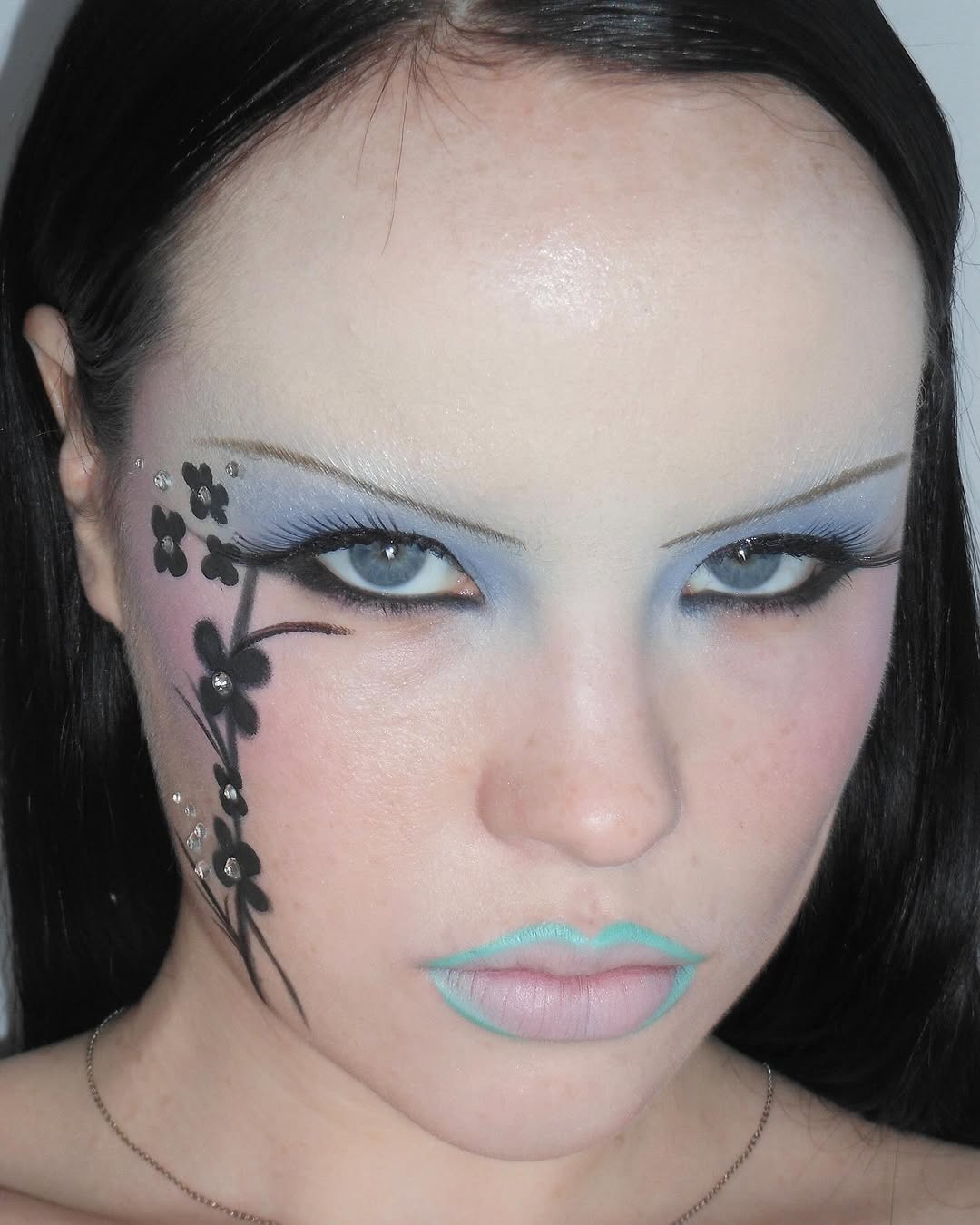 Work by aoife, Maquillador, in Londres