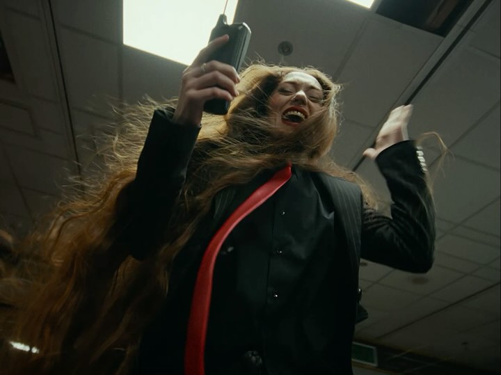 Work by Sophie Jones, Directeur, in Londen