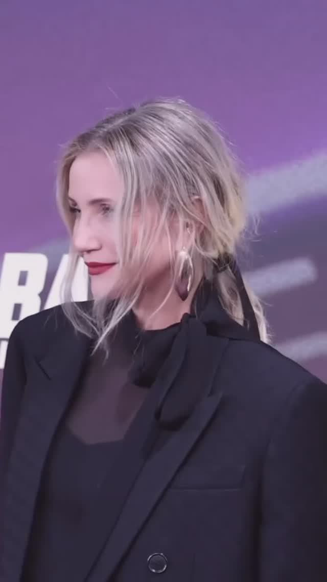 Work by LONA MARIA VIGI, Estilista de Cabello, in Nueva York