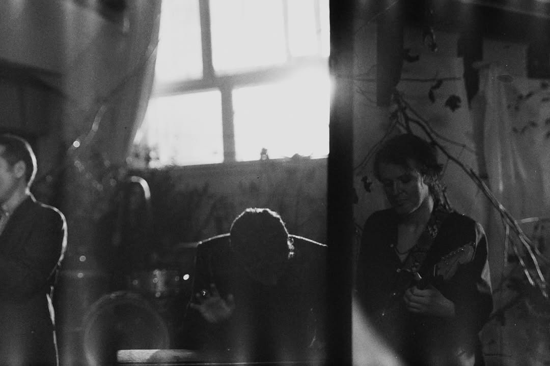 Work by Ri 🦂, Directeur, in Londen