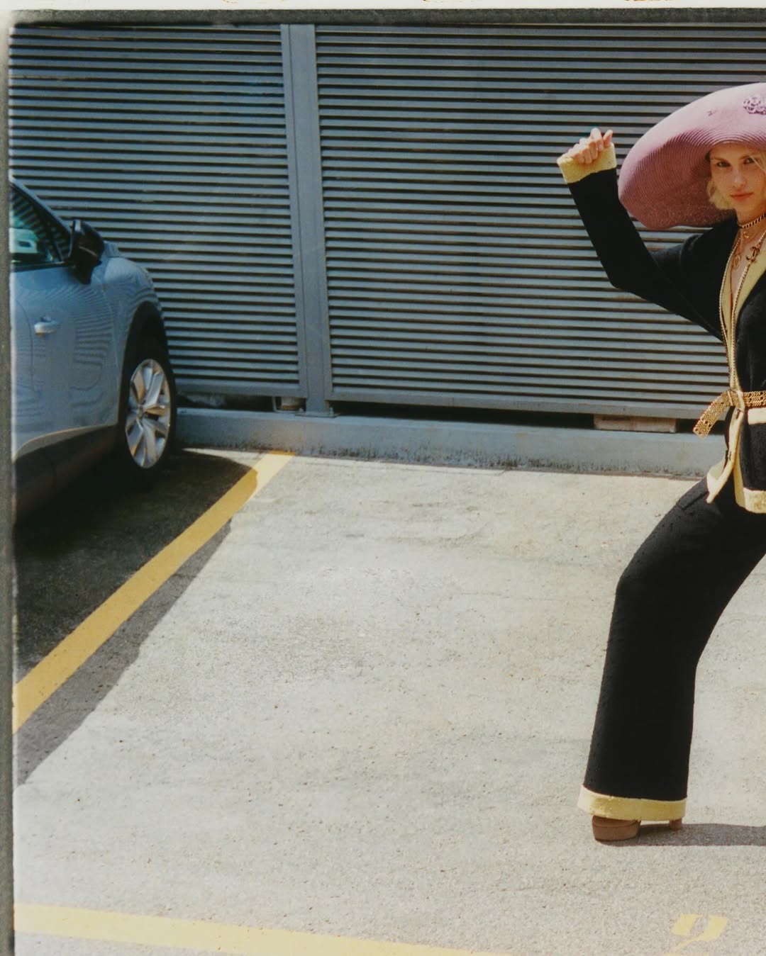 Work by Luisa Vagedes, Modelo, in Londres