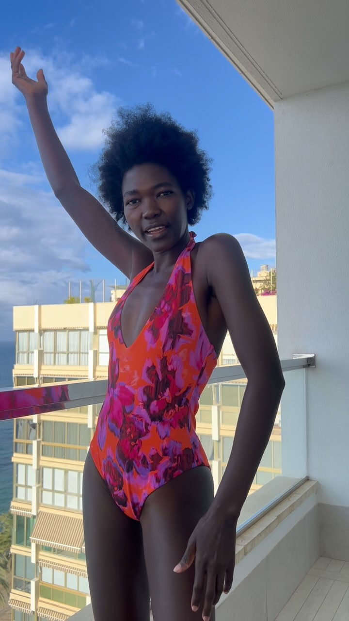 Work by Gift Nyakuta, Model, in Londen