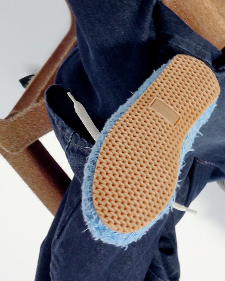 Work by Perspective Management London, Modelo, in Londres