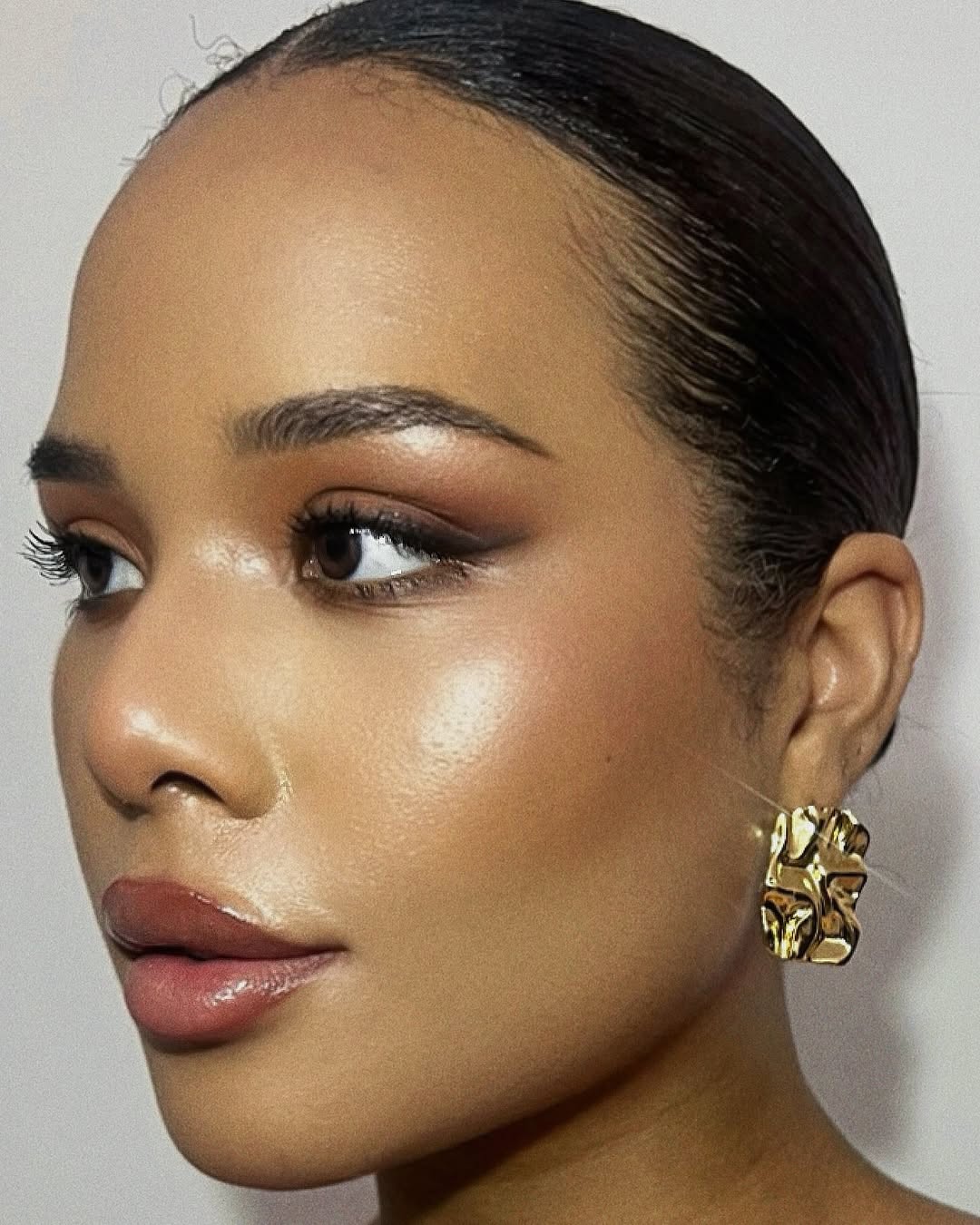 Work by MAKEUP AND HAIR CANNES•LONDON•PARIS, Maquillador, in Londres