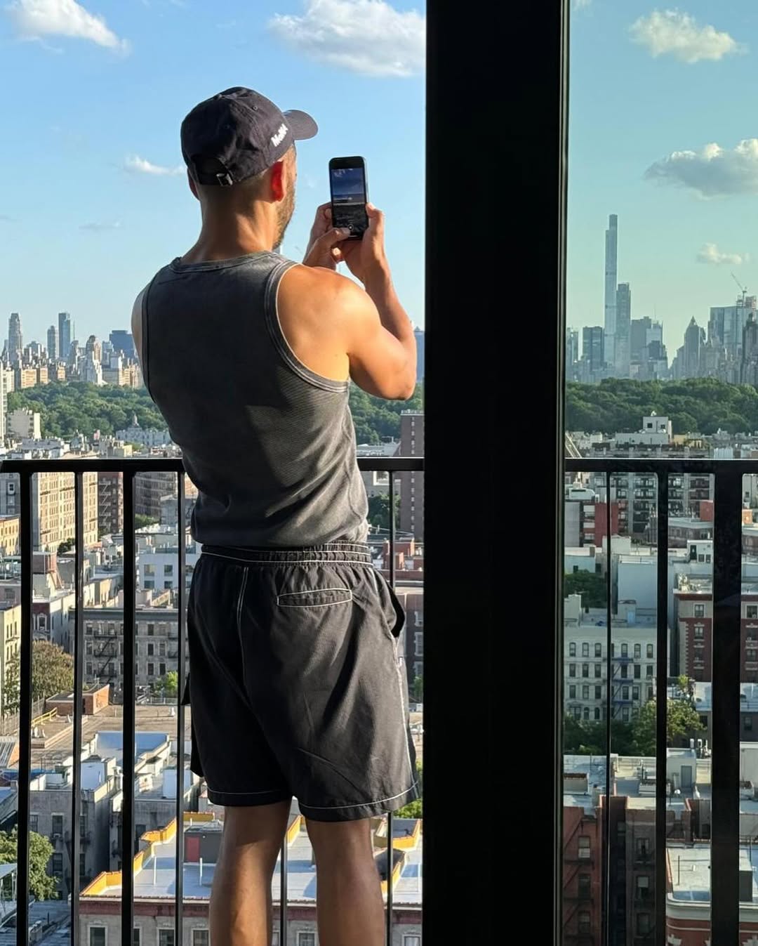 Work by Rodrigo Branco, Creatief Directeur, in Londen