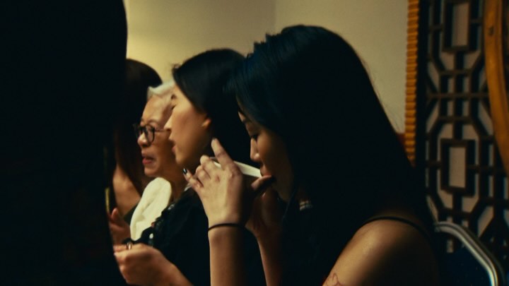 Work by Macy Trieu Dingle, Director de Arte, in Londres