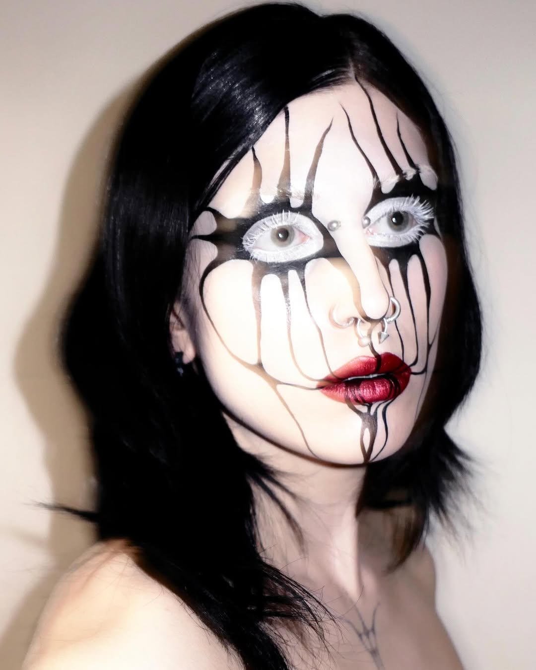 Work by FRANKIE JEAN, Make-up Artiest, in Londen