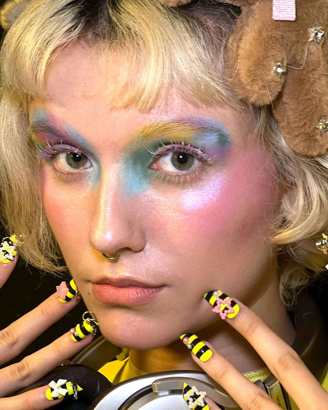 Work by Alyssa Luwen Zhang, Make-up Artiest, in Londen