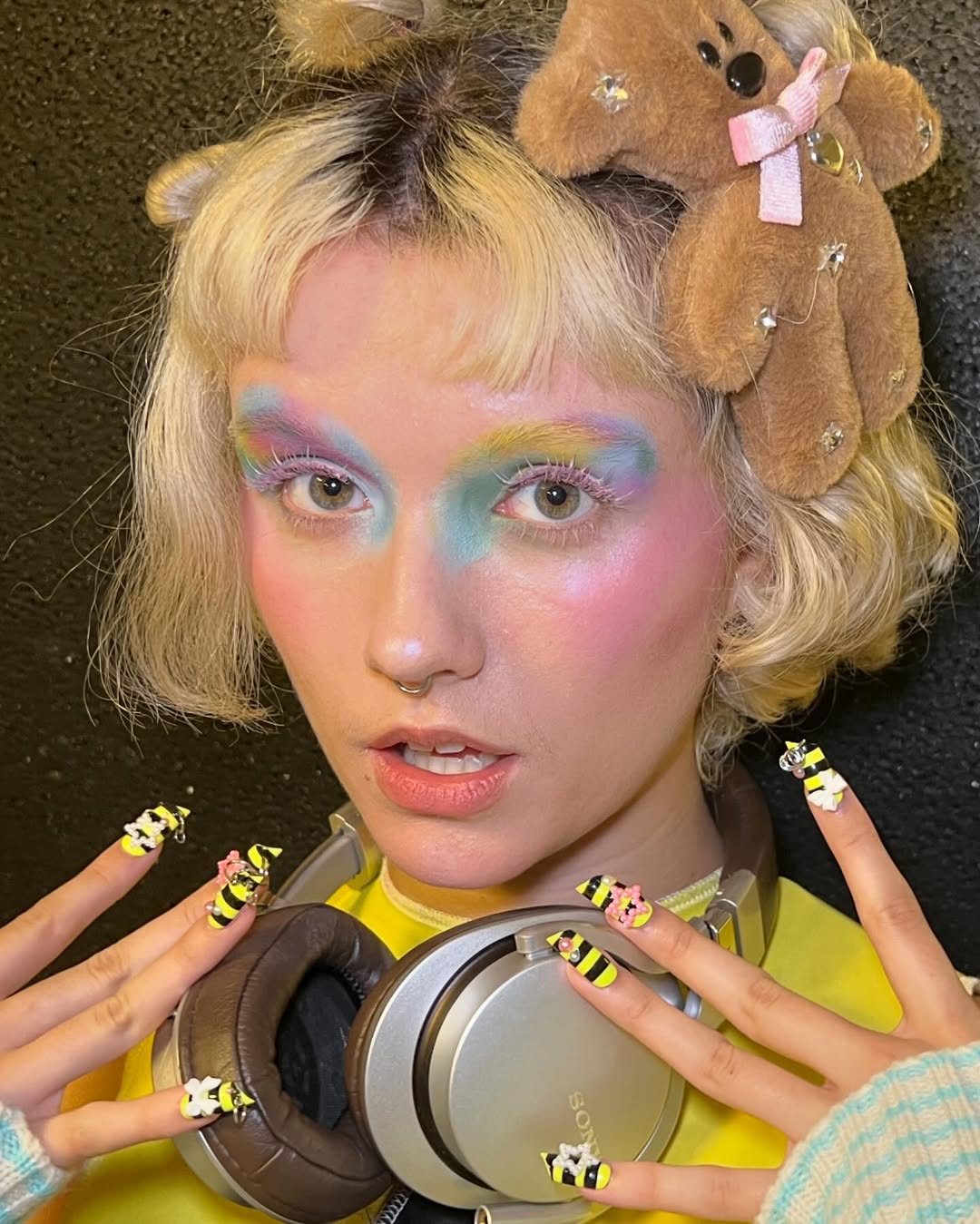 Work by Alyssa Luwen Zhang, Make-up Artiest, in Londen