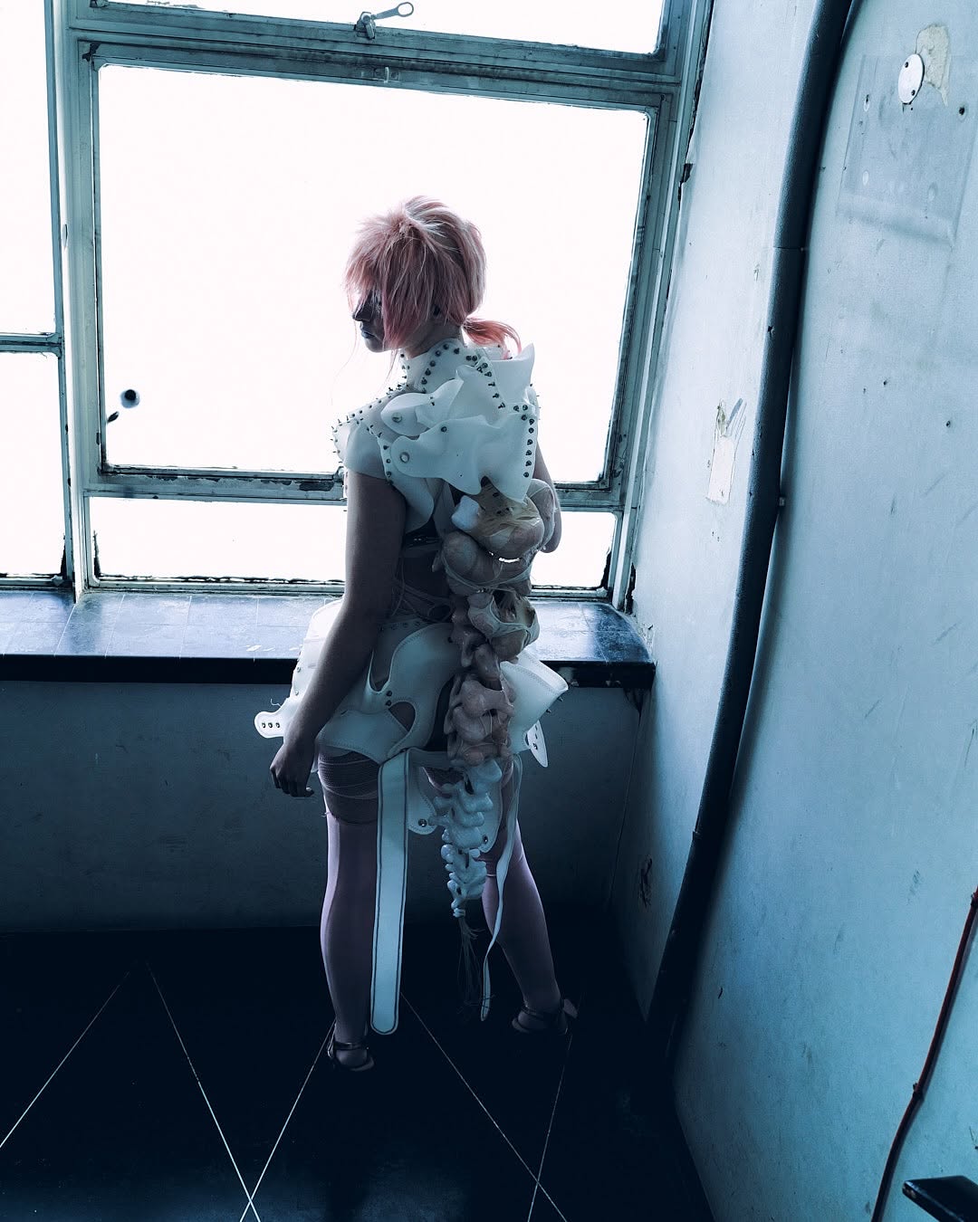 Work by Morrigan Rawson, Director Creativo, in Londres