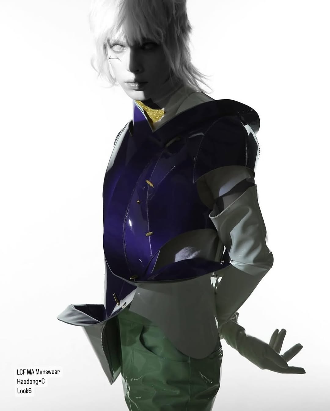 Work by YOI WAN, Maquillador, in Londres