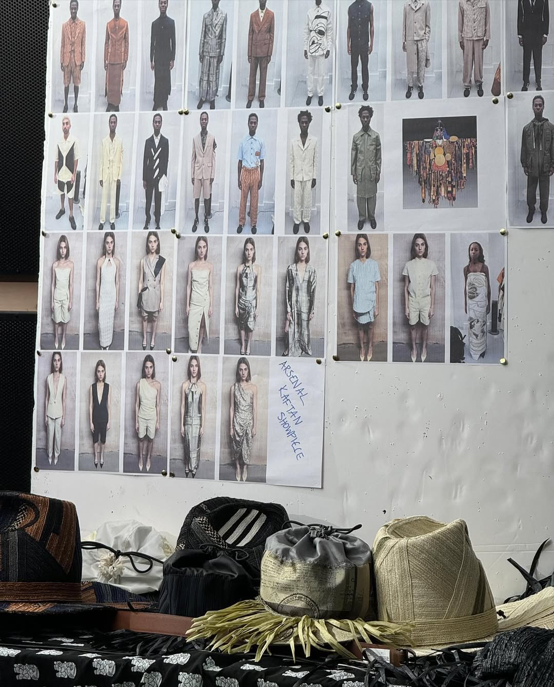 Work by P A O L A D E L U C A, Ilustrador, in Londres