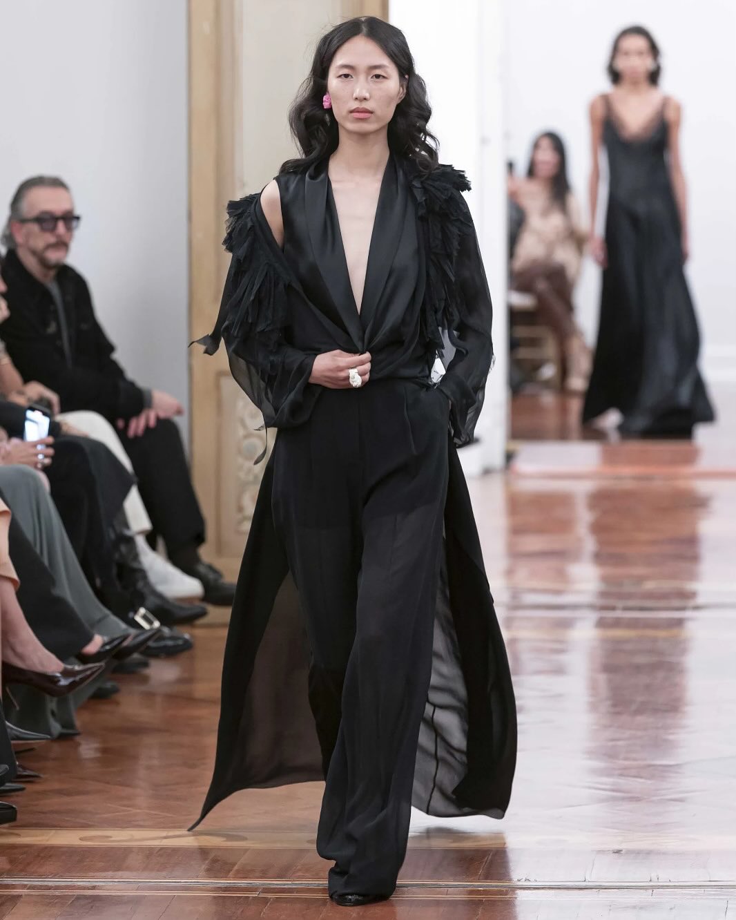 Work by Yuanyuan Zhang, Modelo, in Londres