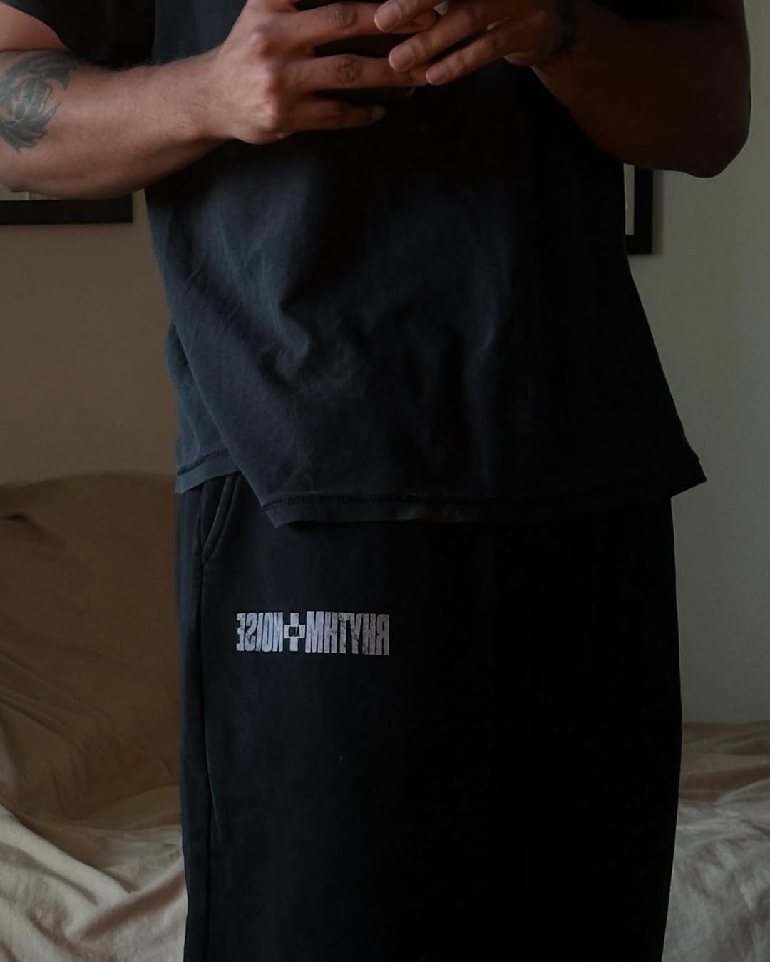 Work by Quinn Dunziellas, Directeur, in Londen