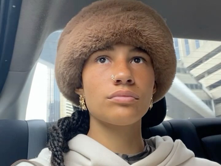 Work by Ariane Aparecida, Modelo, in Londres