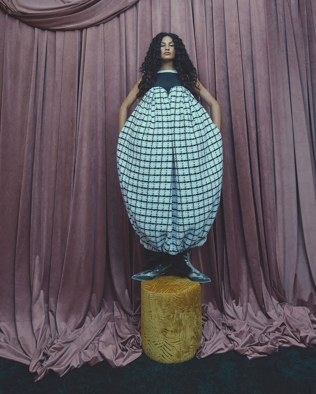 Work by Ariane Aparecida, Modelo, in Londres