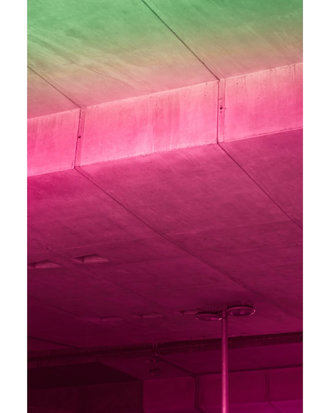 Work by Jim Fenwick, Fotograaf, in Londen