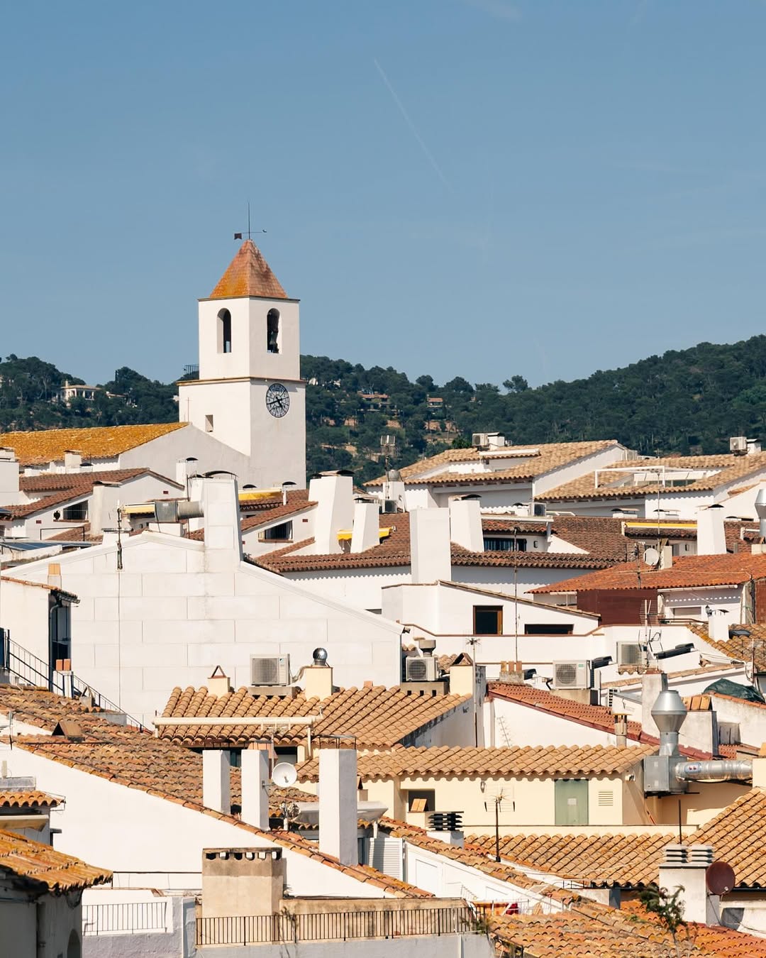 Work by KINGA, Director de Arte, in Londres