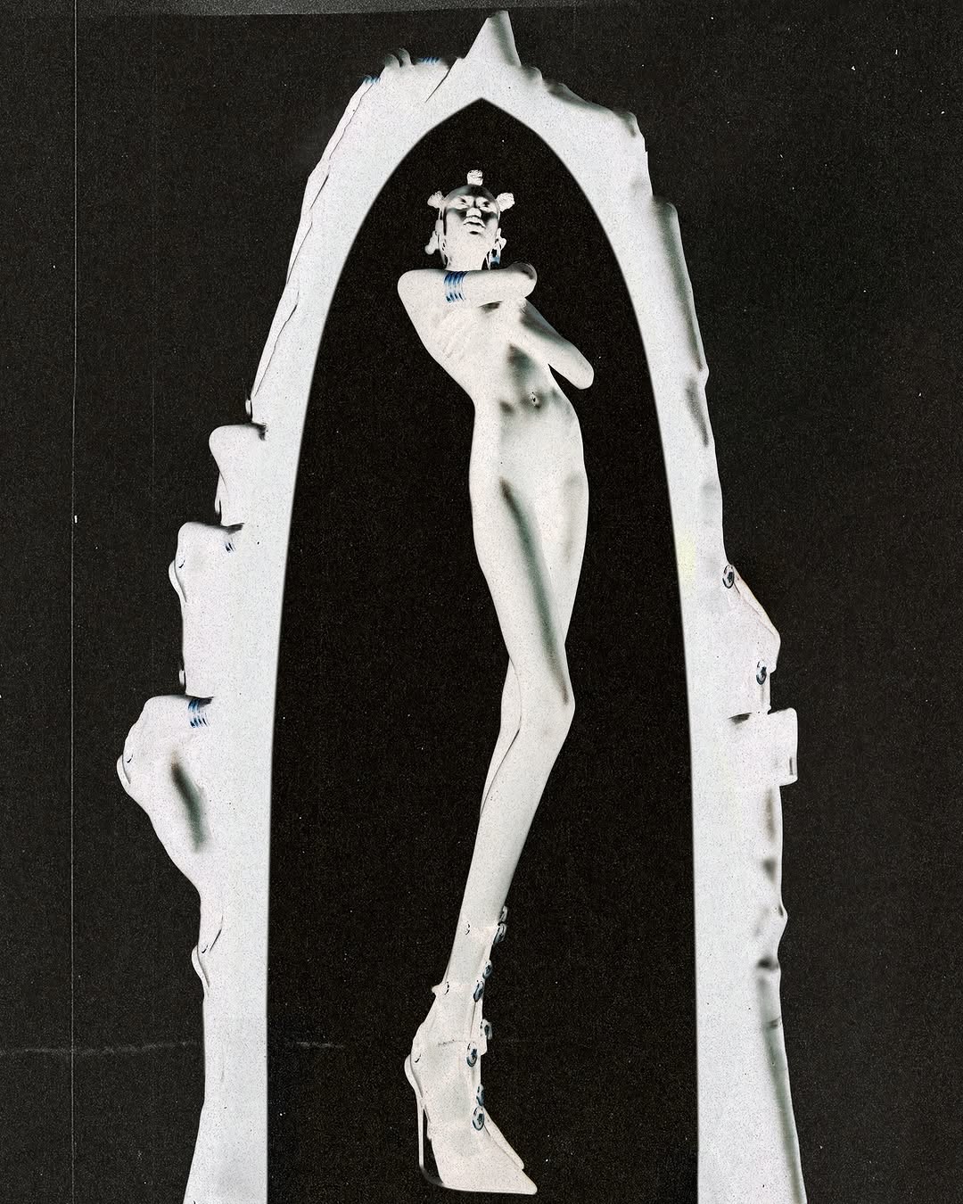 Work by Maxime de Sadeleer, Director, in Londres