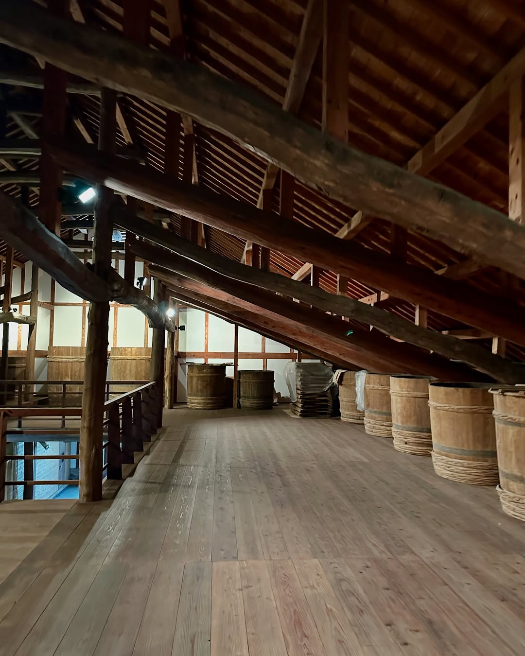 Work by ๐๐ถ๐ฒ๐ด๐ช ๐๐ฑ๐ฝ๐ช ๐ข๐ฎ๐ฐ๐ฎ๐ป, Art Director, in Londen