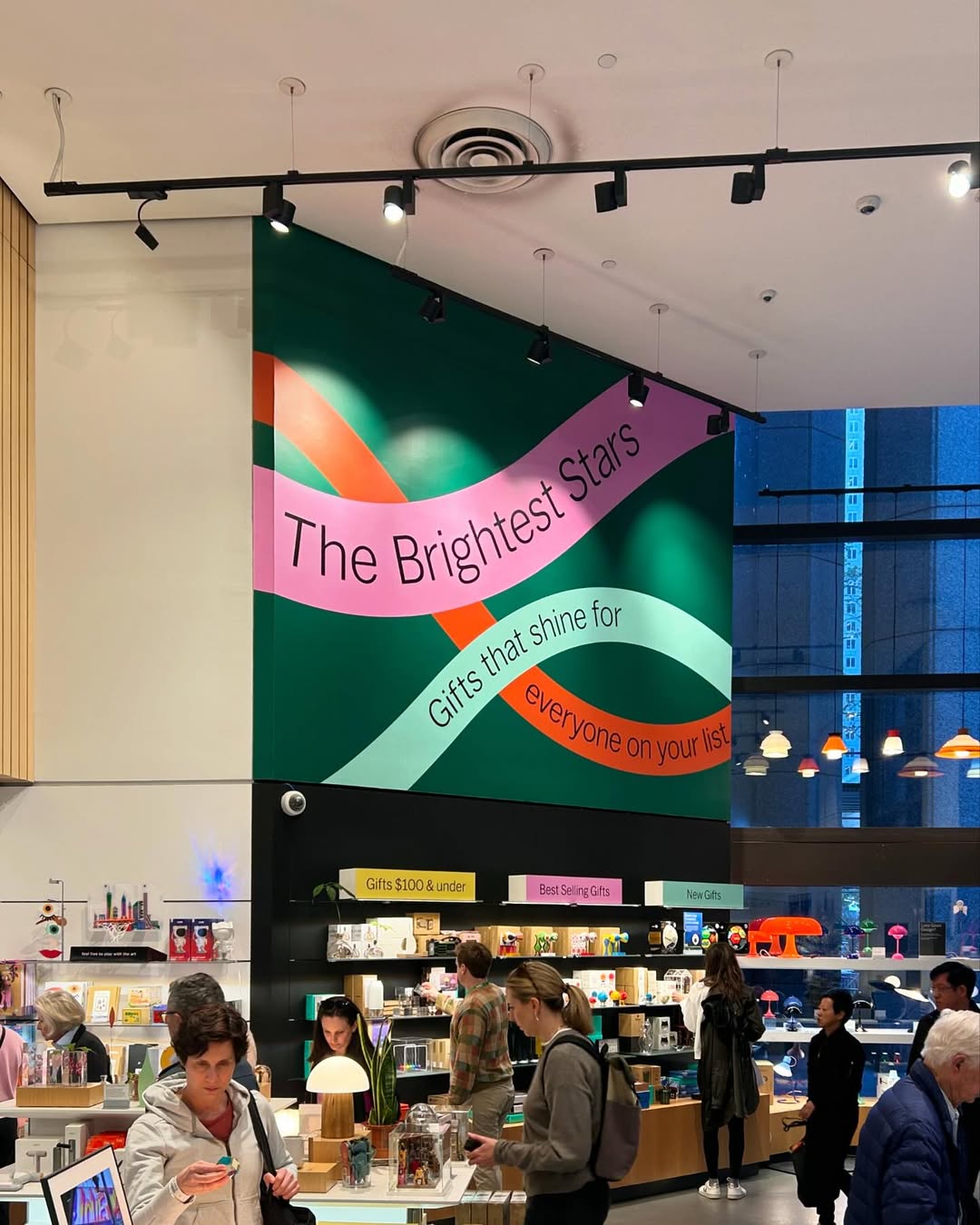 Work by Juri Okita, Director Creativo, in Nueva York