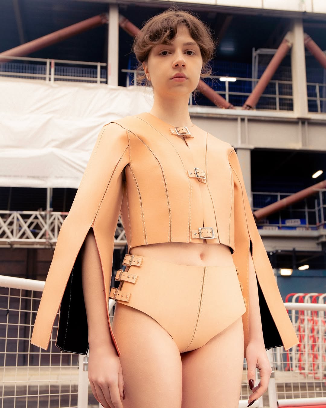 Work by Kristelle Templonuevo, Estilista, in Londres