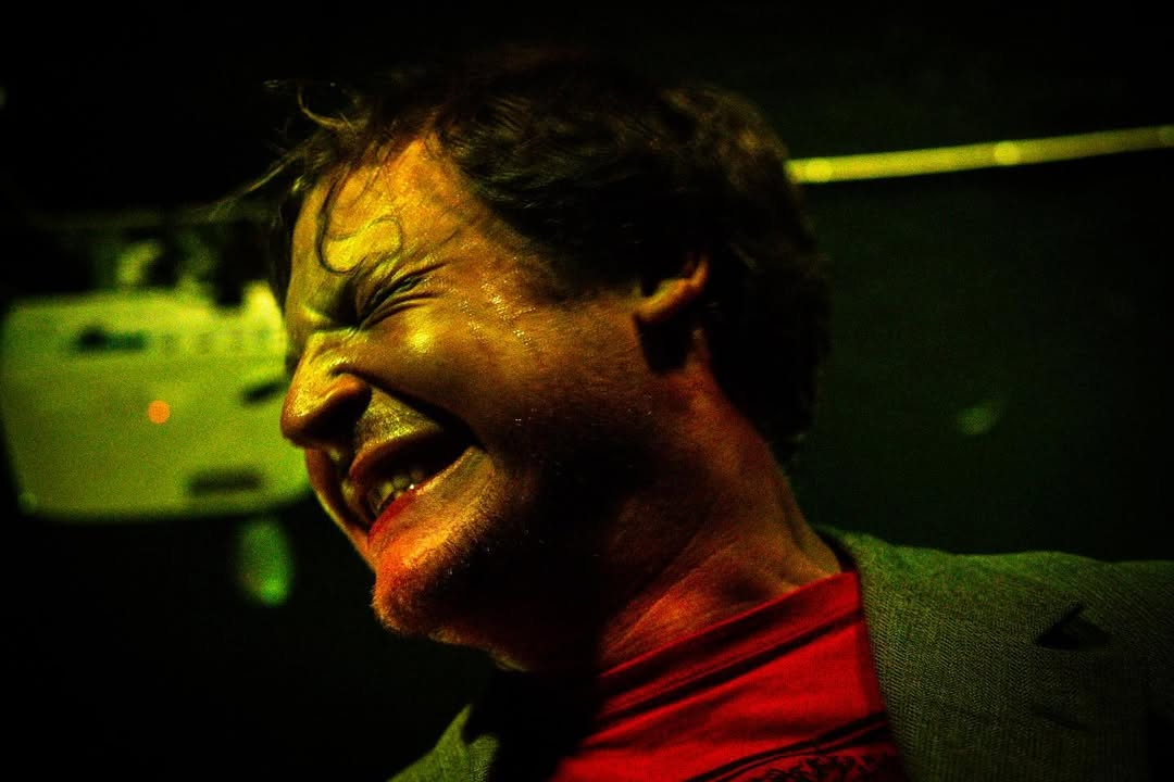 Work by Tiago da Ponte Alves, Director, in Londres