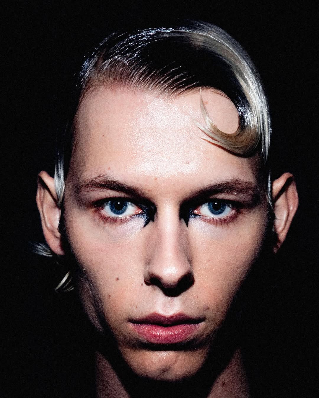 Work by Felix Yuen, Director Creativo, in Londres