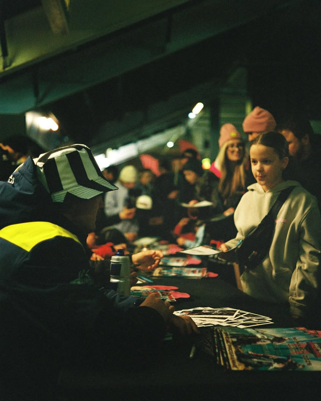 Work by George Dixon, Director, in Londres