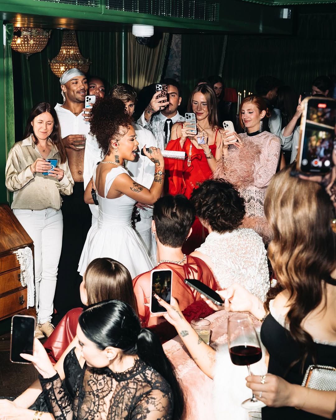 Work by JAY SENTROSI • PHOTOGRAPHER • VIDEOGRAPHER • CREATIVE DIRECTOR, Director Creativo, in Londres