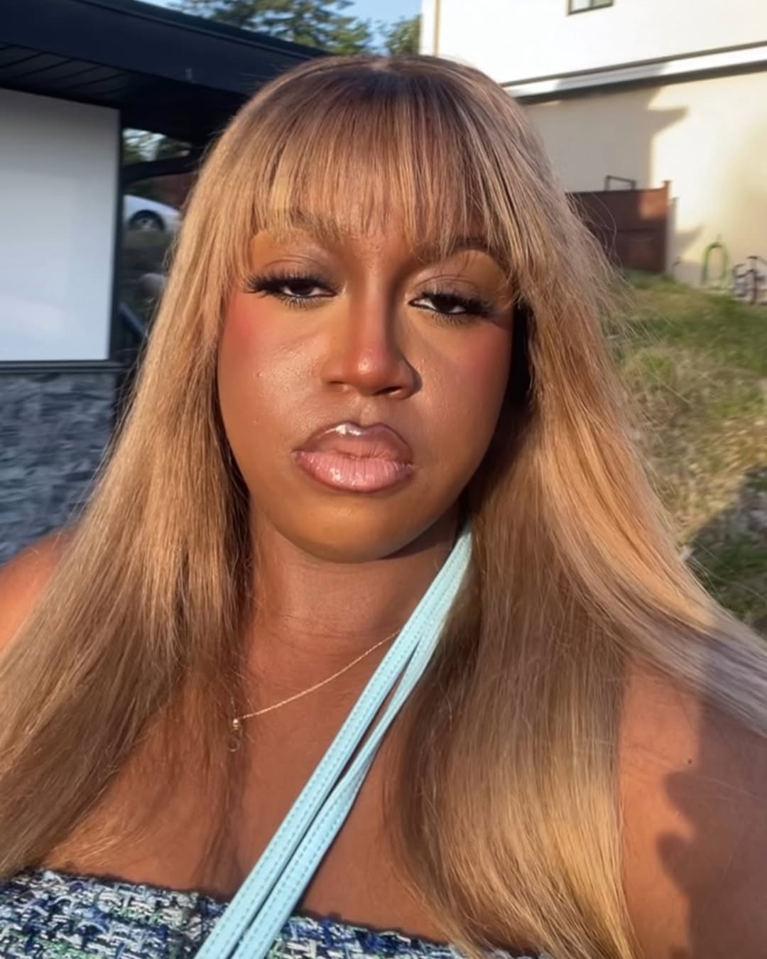 Work by II, Colorista, in Londres