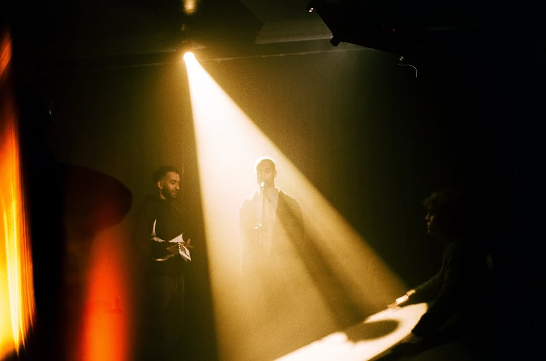 Work by Diaz Aliyah, Fotograaf, in Londen