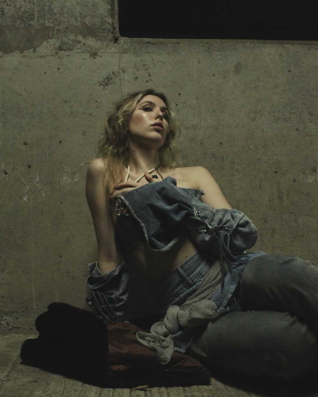 Work by Oleksandra Spence, Estilista, in Londres