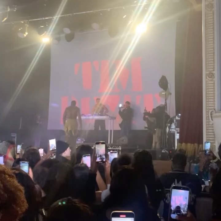 Work by beskiid, Director Creativo, in Londres