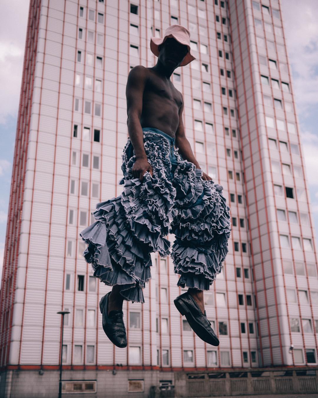 Work by Henry Dean, Artista, in Londres